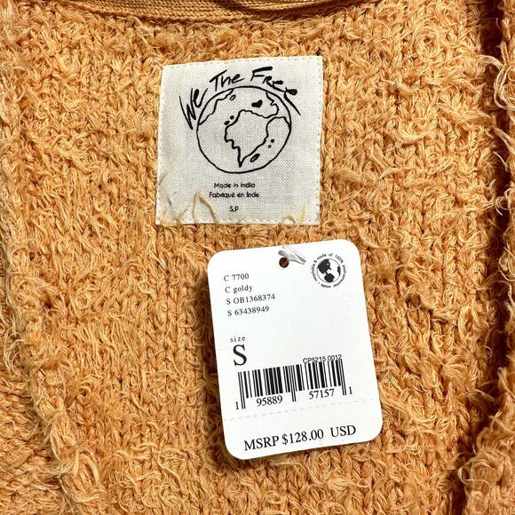 Free People Theo V Neck Eyelash Sweater Goldy Women Small NWT Super Soft - Picture 3 of 9